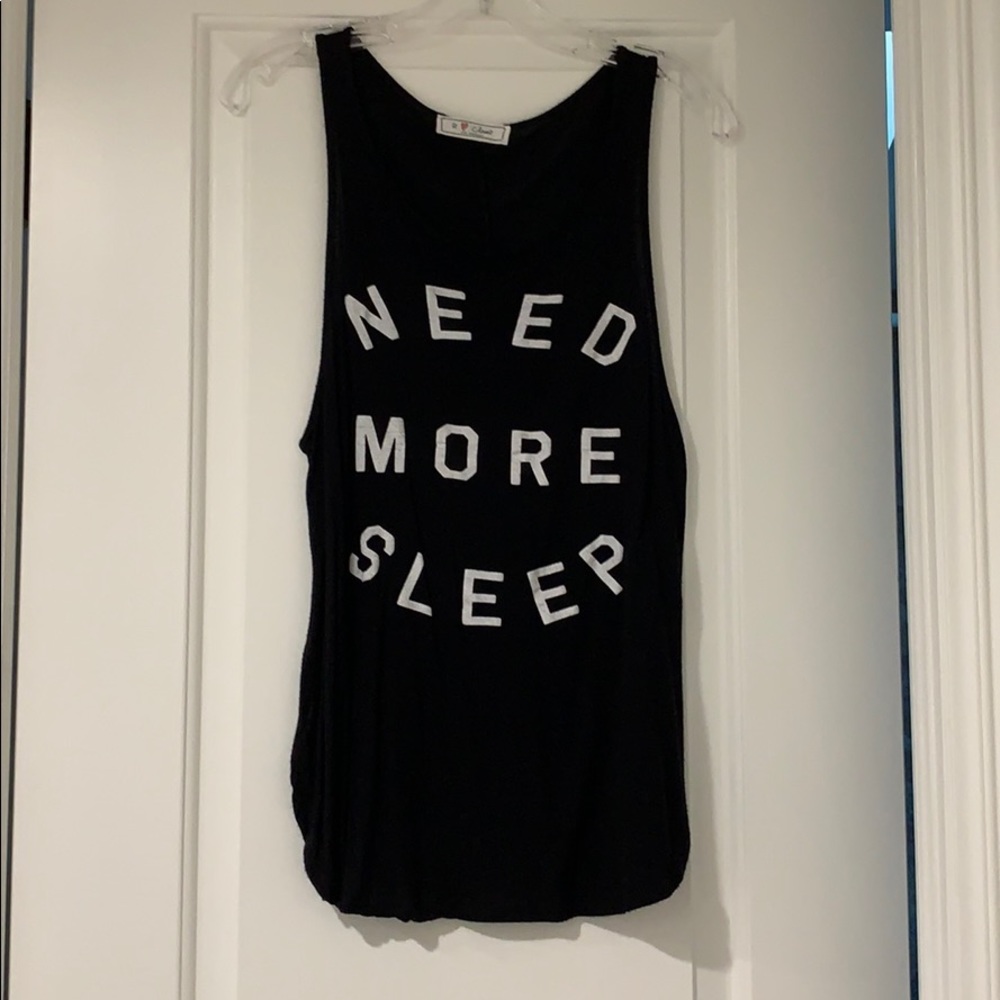 It ♡ Closet Los Angeles: Medium Black Tank